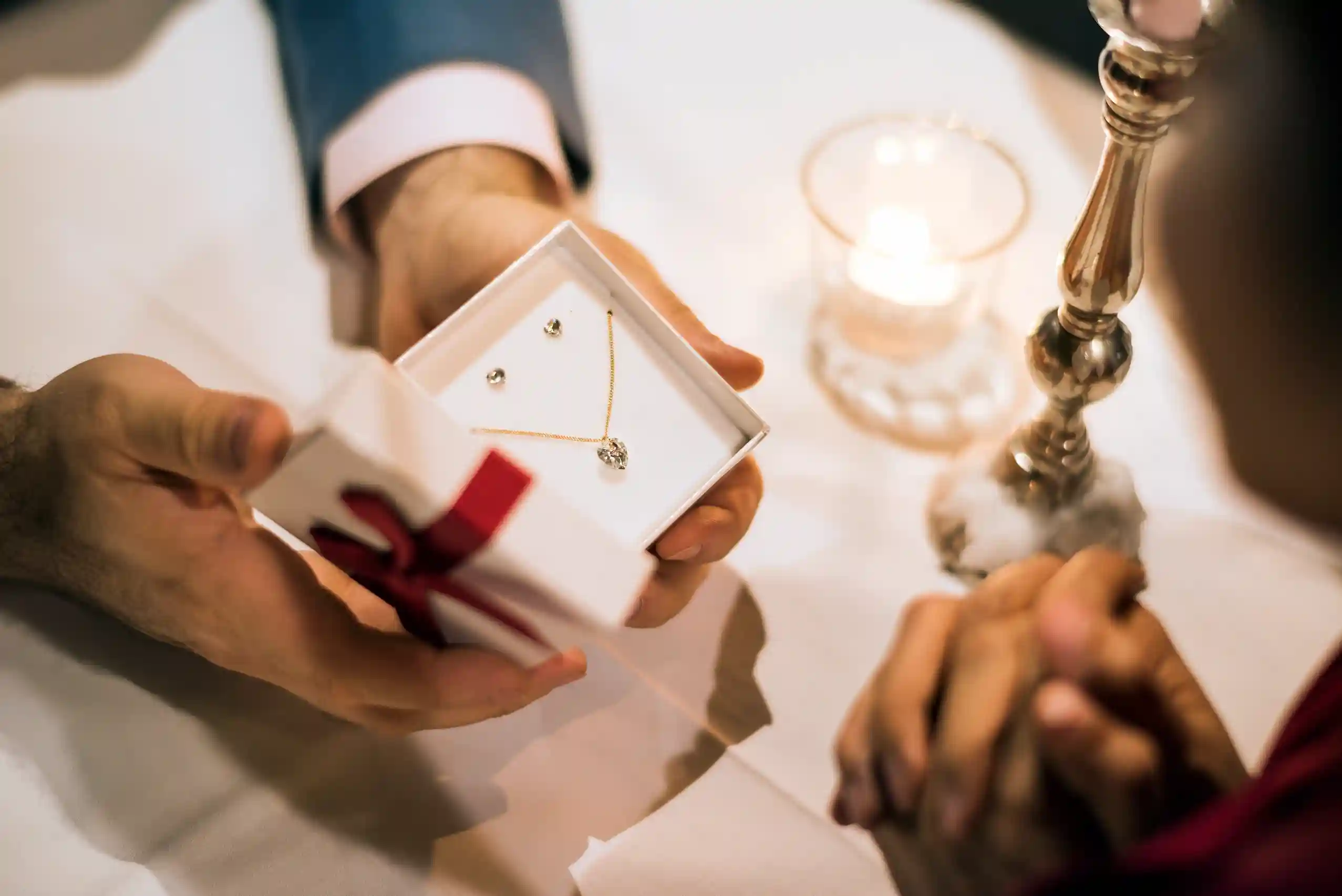 Emotional Triggers in Jewellery Displays